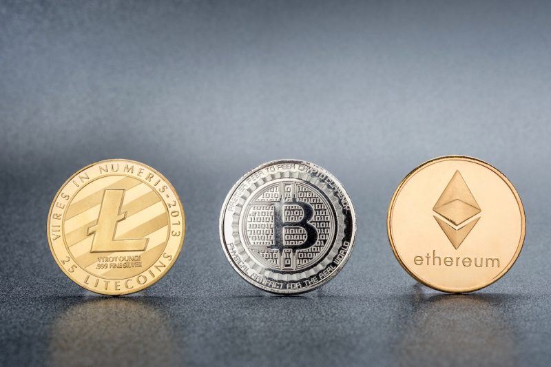 cryptocurrency-lite-coin-silver-bitcoin-ethereum-o-2022-12-16-10-07-49-utc.jpg